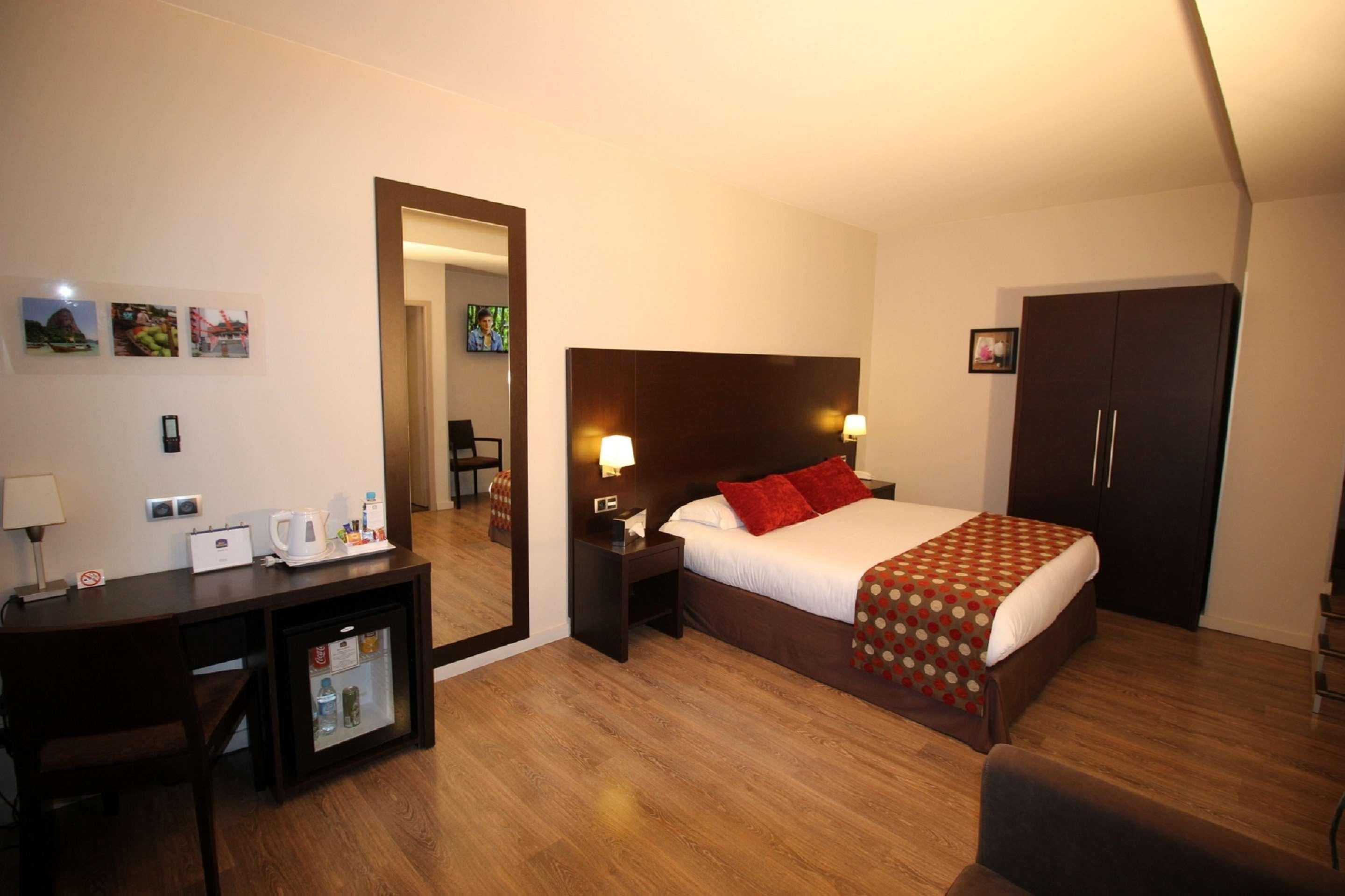 Best Western Hotel Des Barolles - Lyon Sud Brignais Exteriér fotografie